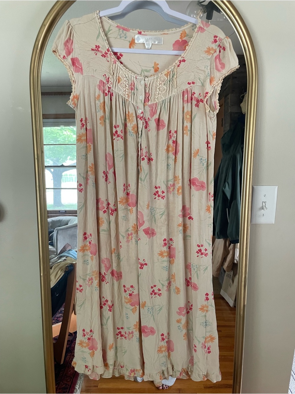 Eileen West Cream Floral Cap Sleeve Nightgown